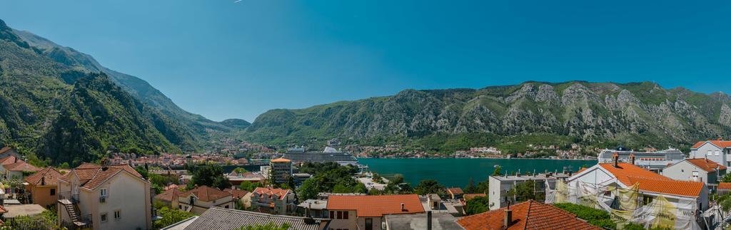 Apartments Feniks Kotor Eksteriør billede