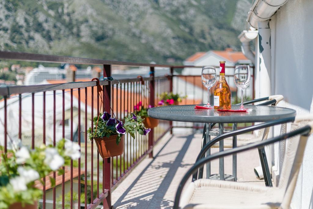 Apartments Feniks Kotor Eksteriør billede